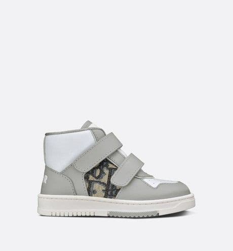 dior babyschoenen|Dior baby cot.